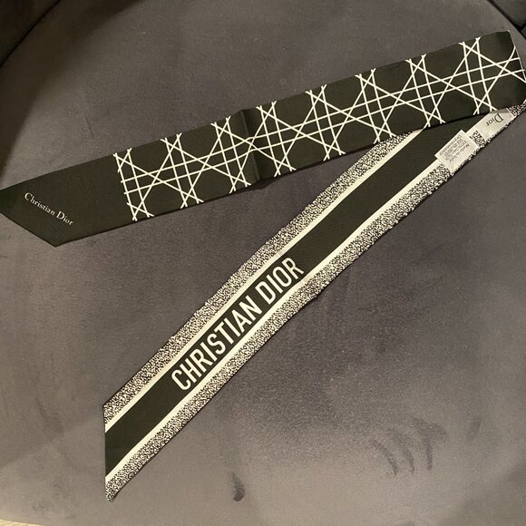 Dior Cannage Mitzah Scarf - Picture 4 of 4